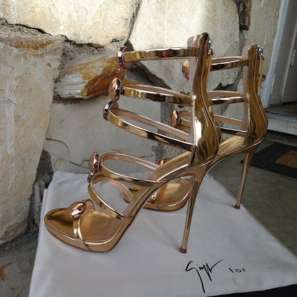 Giuseppe Zanotti "Harmony " Ramino Gold Leather Sandals - Picture 4 of 12